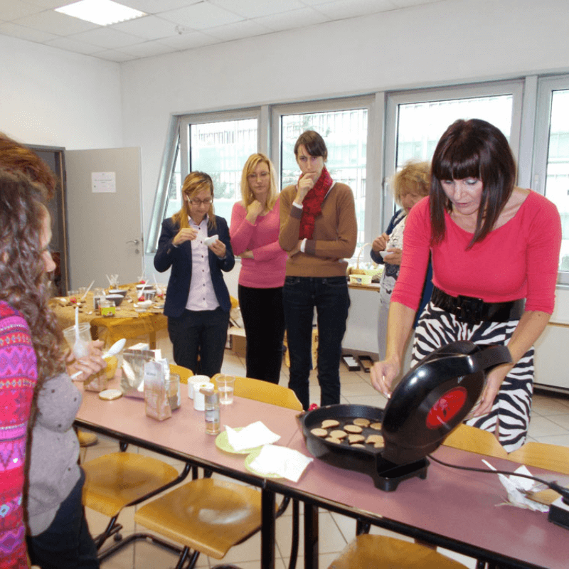 ABC Lahkotna Estrogenka Program - SImone Godina